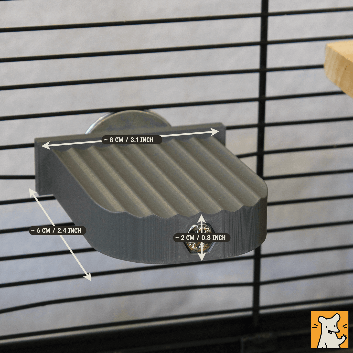Small rat cage platform measuring 6 cm x 8 cm with grip design, ideal for climbing and exploring in small pet habitats.